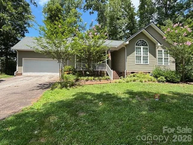 182 Hutchins Drive