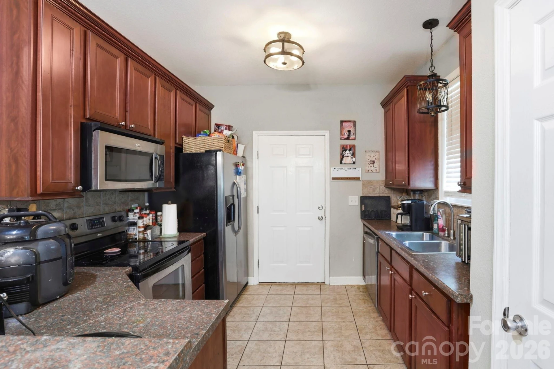 182 Hutchins Drive - Photo 9