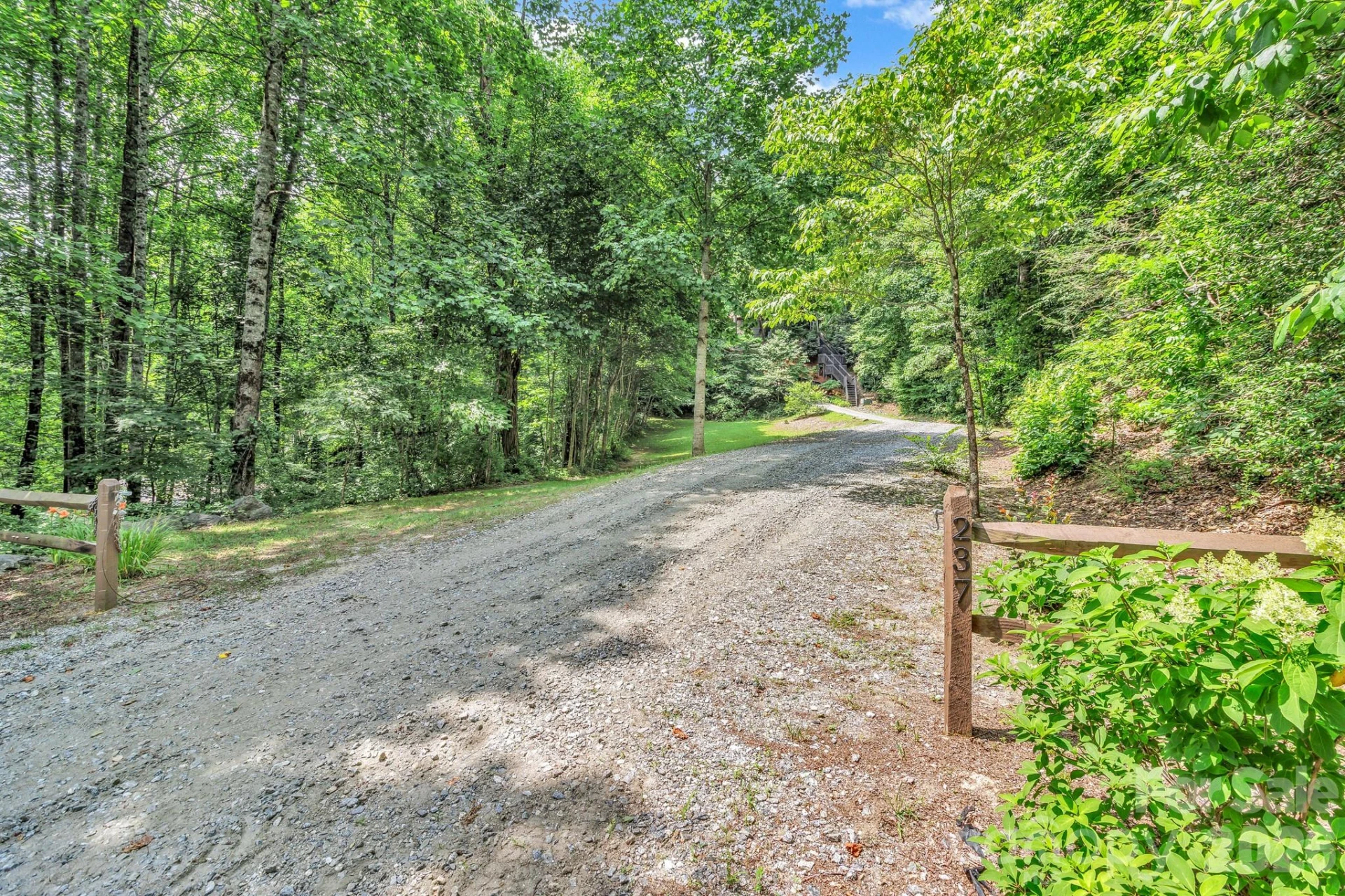 237 Woodys Drive - Photo 46