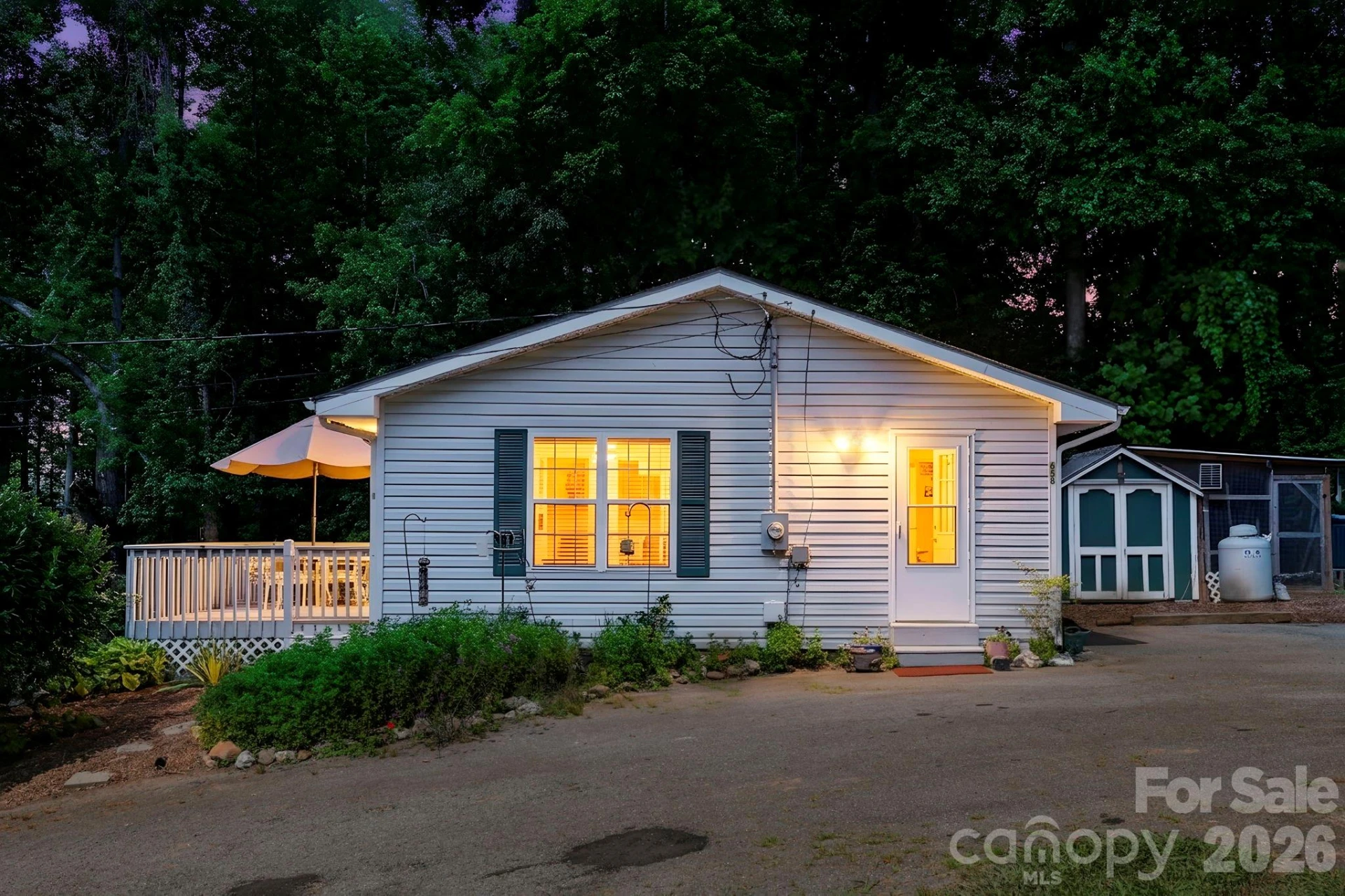 658 Enka Lake Road - Photo 26