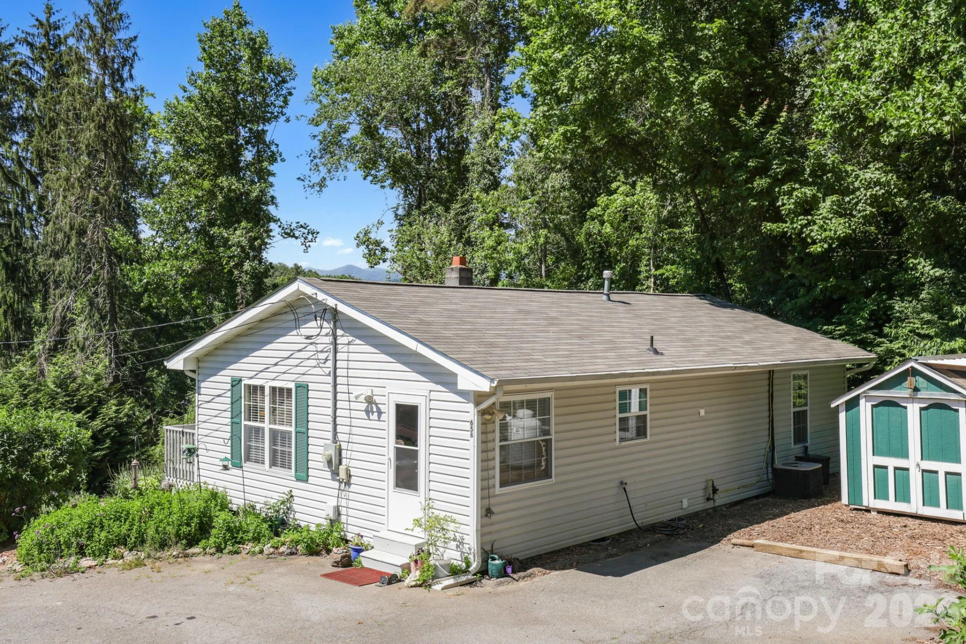 658 Enka Lake Road - Photo 27