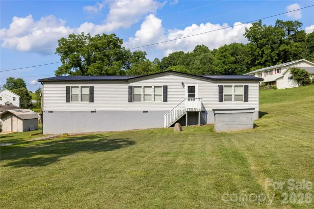 245 Mountain Grove Road, Canton, NC, 28716