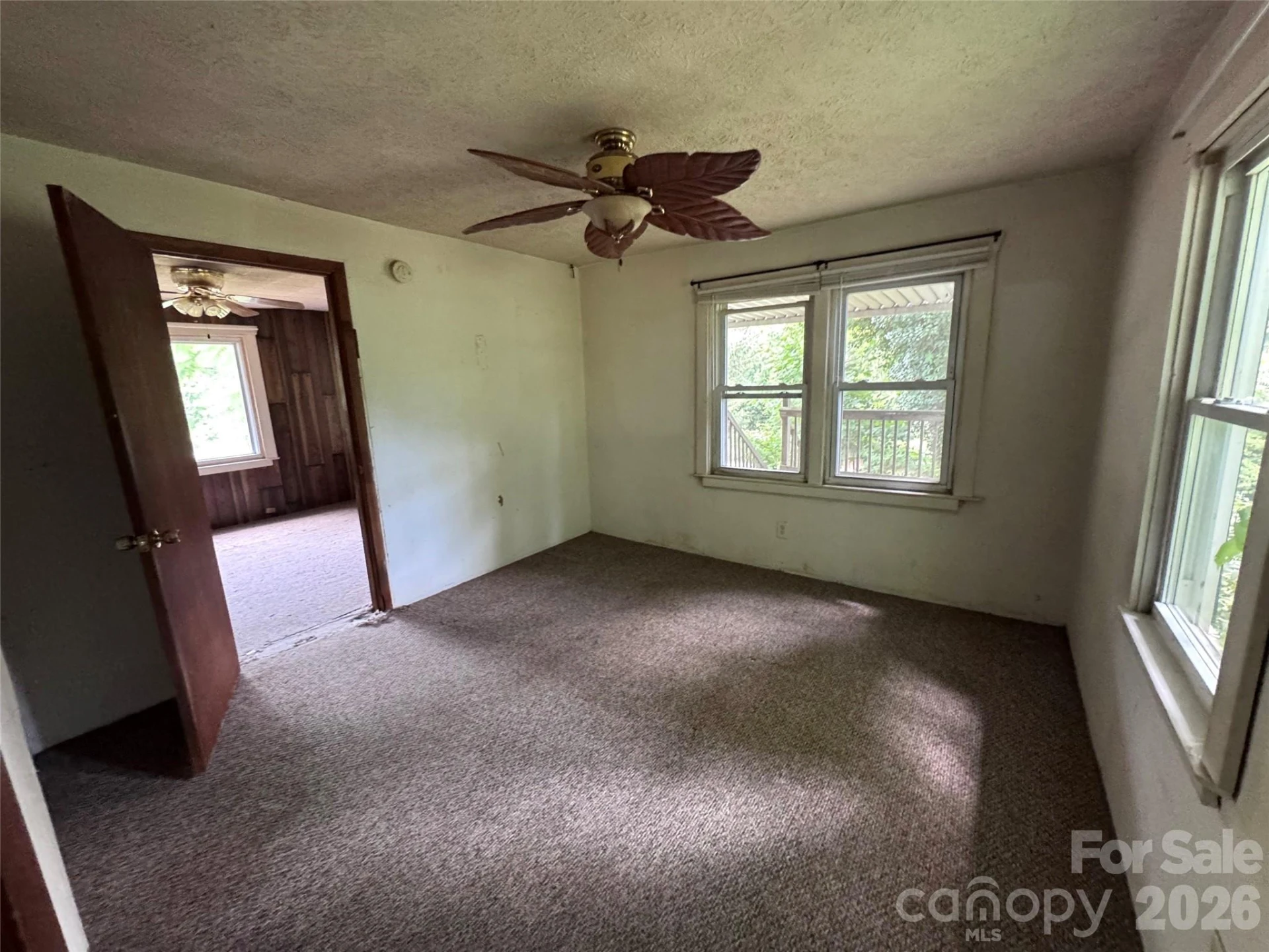 402 Sharon Road - Photo 16
