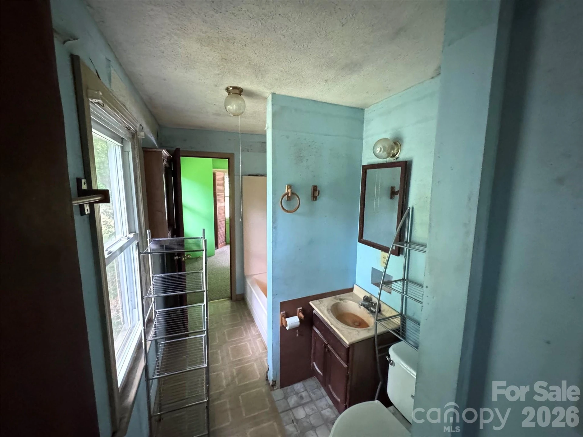 402 Sharon Road - Photo 18