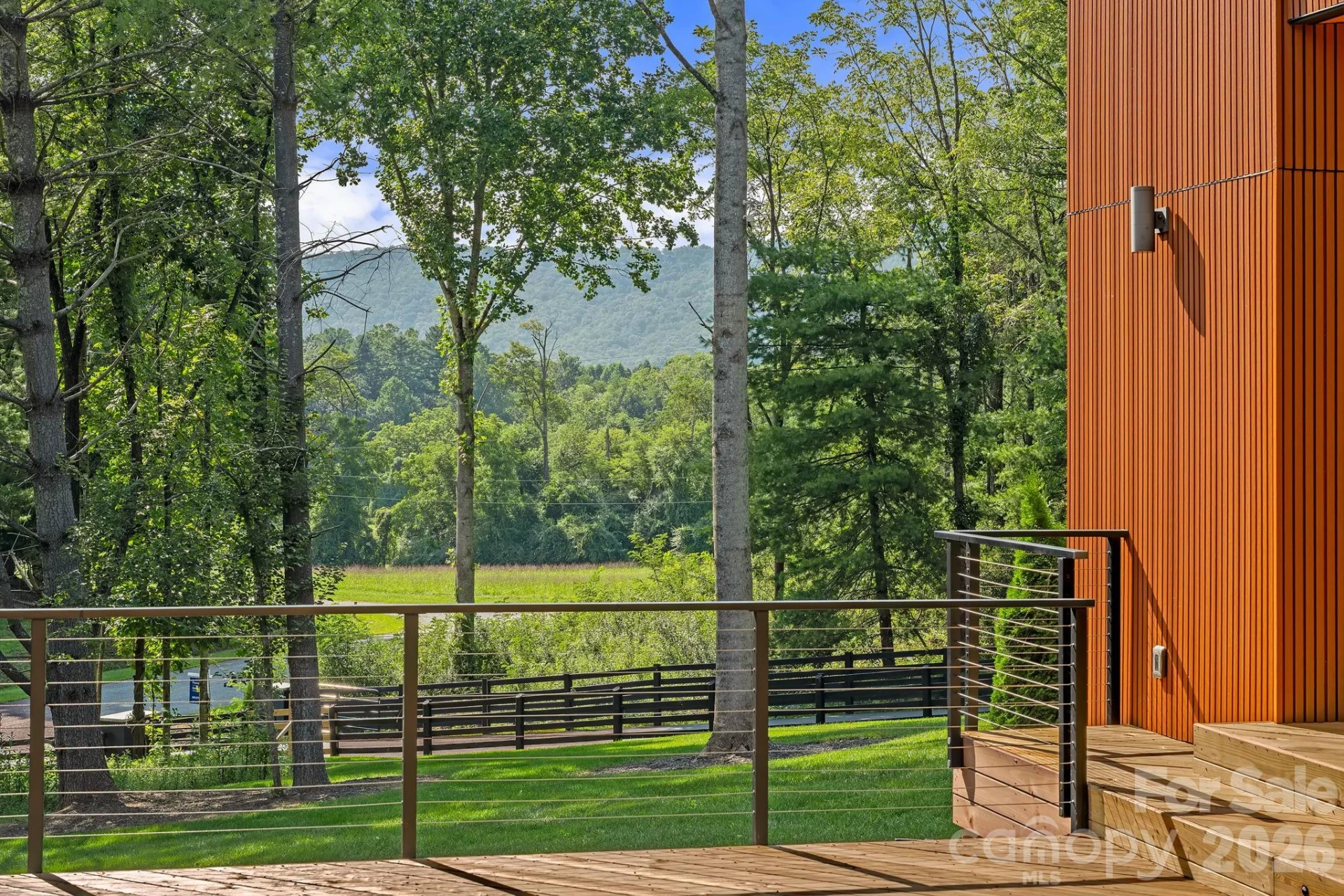 78 Manchester Way - Photo 3