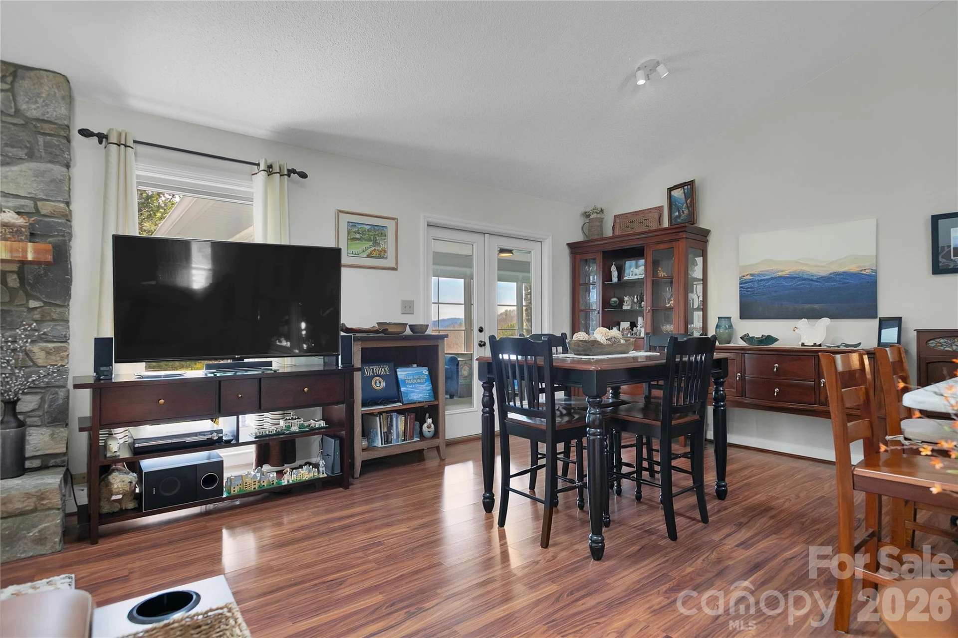 552 Kanasgowa Drive - Photo 7
