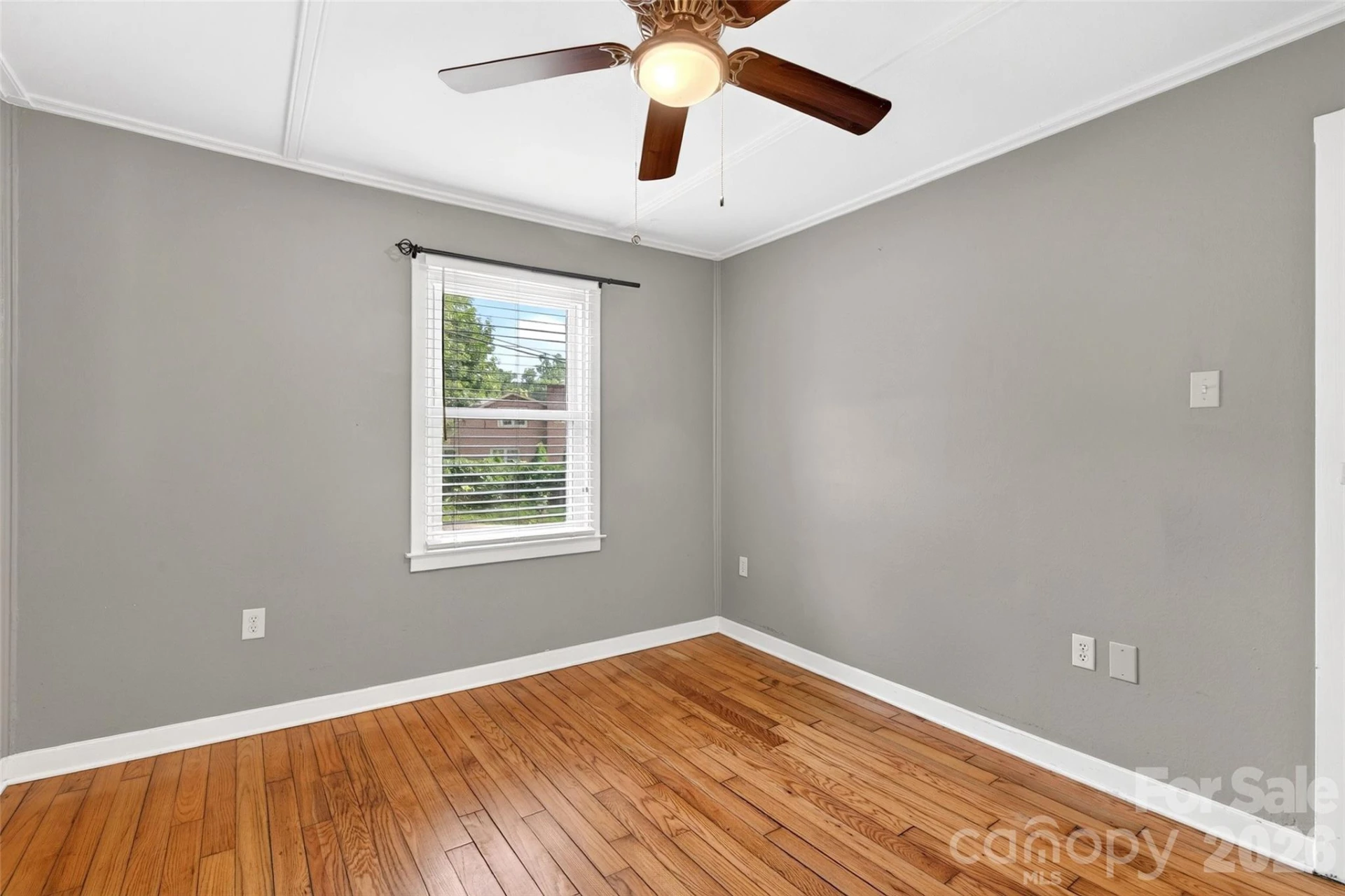 469 Kenilworth Road - Photo 13