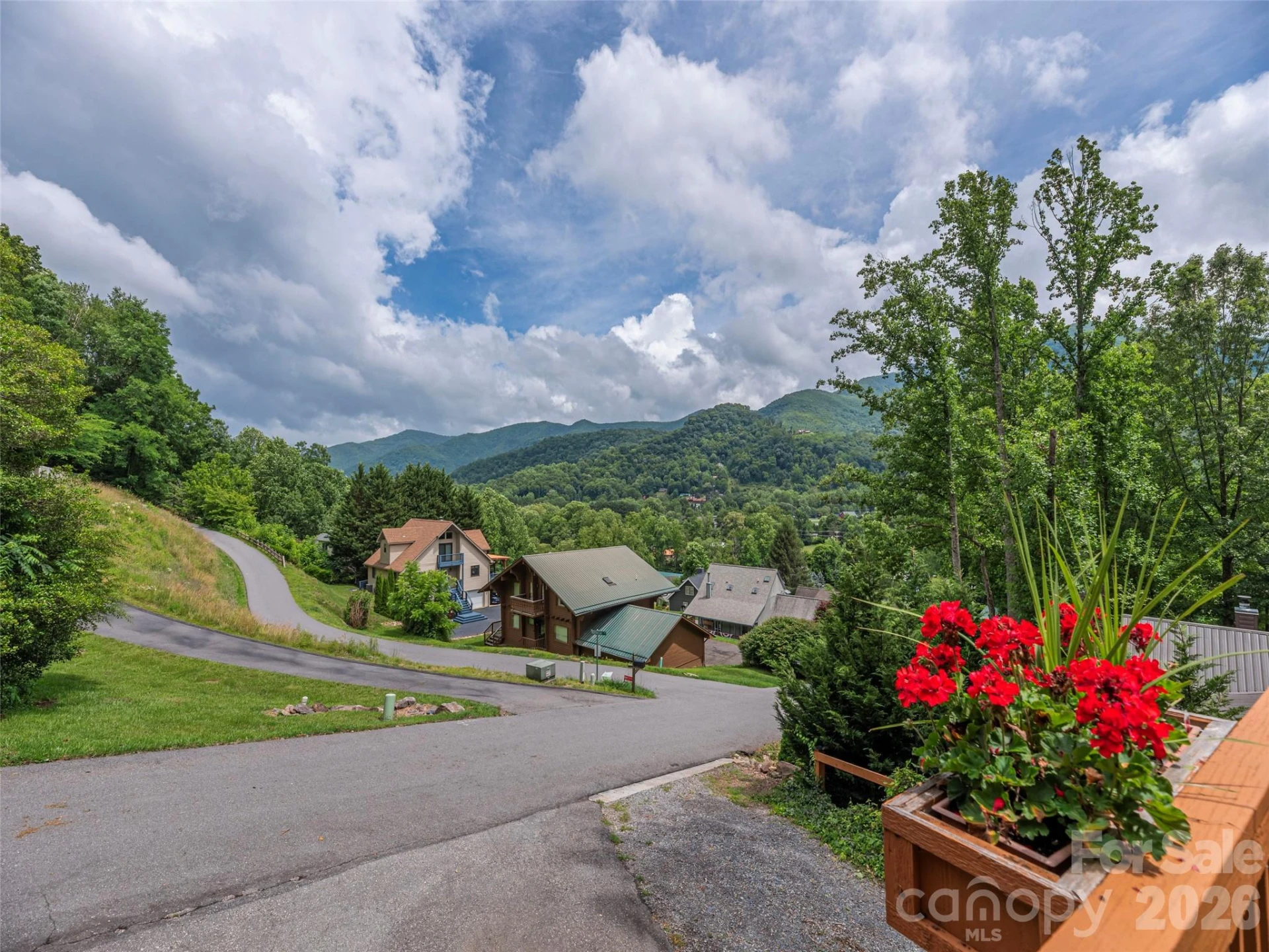 193 Valley Creek Drive - Photo 3