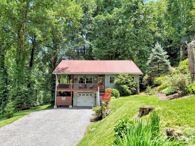 10 Bridle Drive, Maggie Valley, NC, 28751