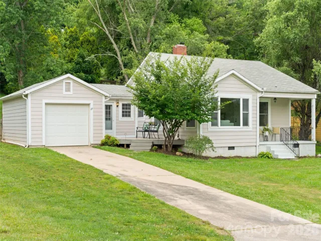 25 Nesbitt Street, Waynesville, NC, 28786