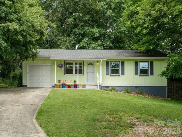 14 Fox Run Place, Fairview, NC, 28730