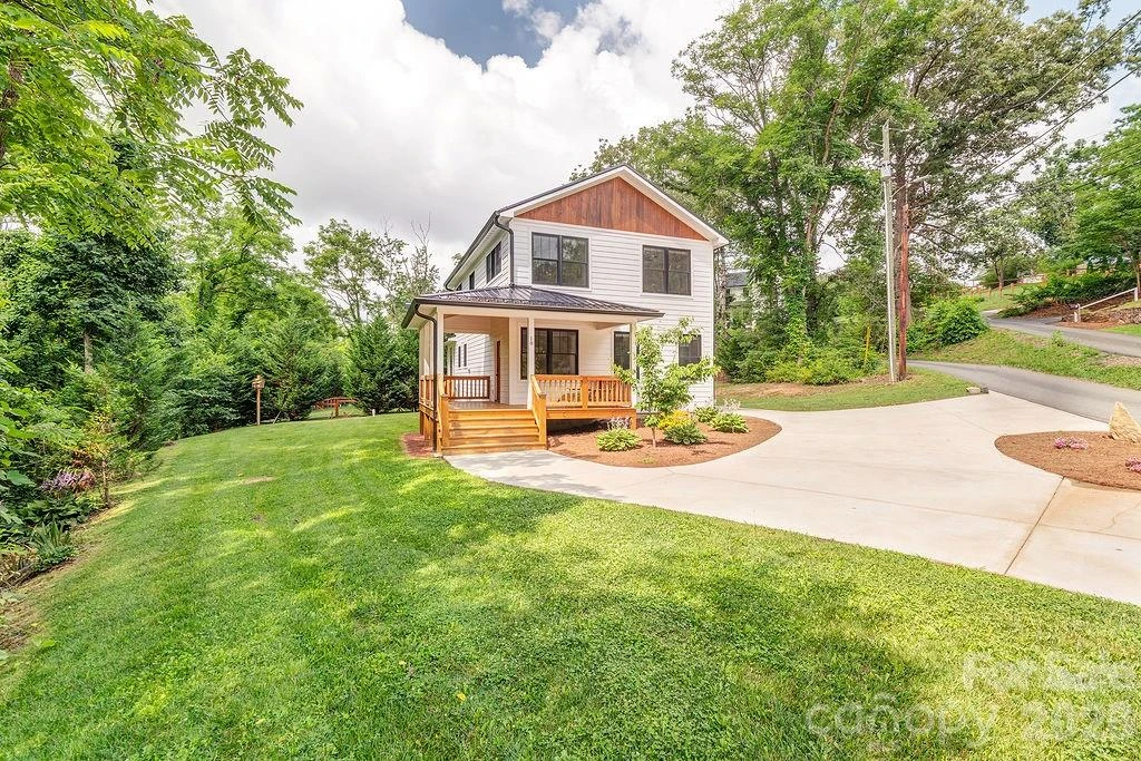18 Wildwood Park Drive - Photo 2