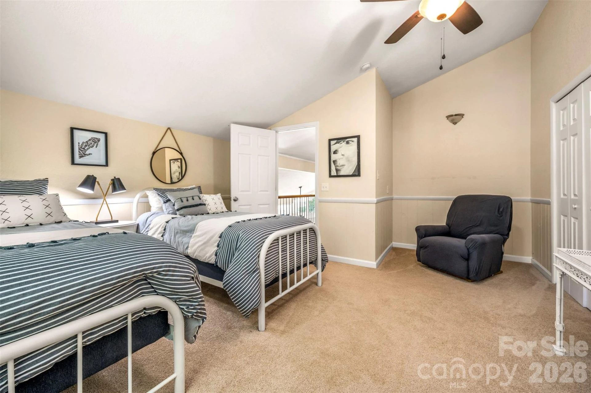 377 Kingswood Drive - Photo 32