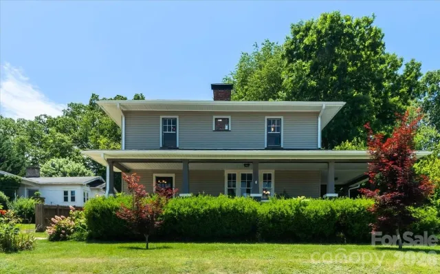 203 Pennsylvania Avenue, Canton, NC, 28716
