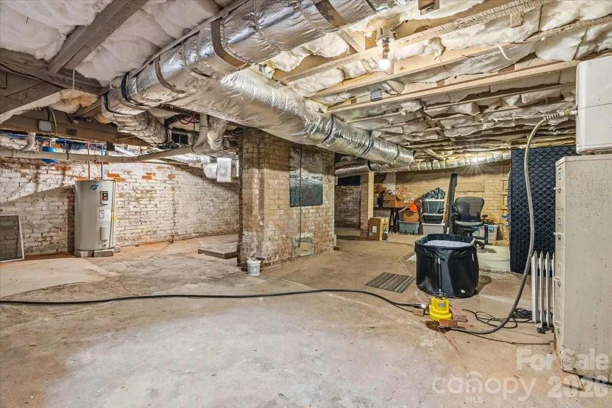 203 Pennsylvania Avenue - Photo 29