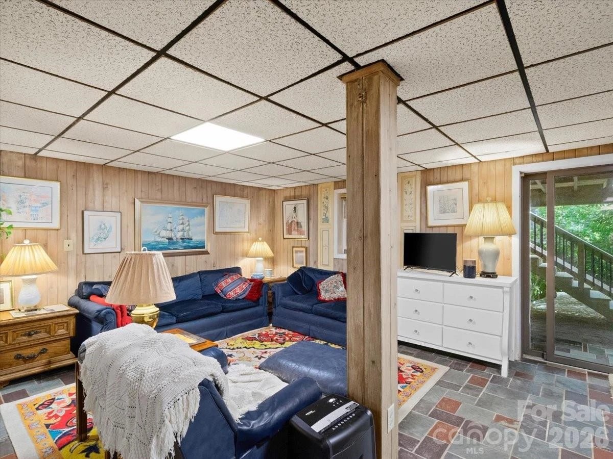 119 Fox Den Road - Photo 14