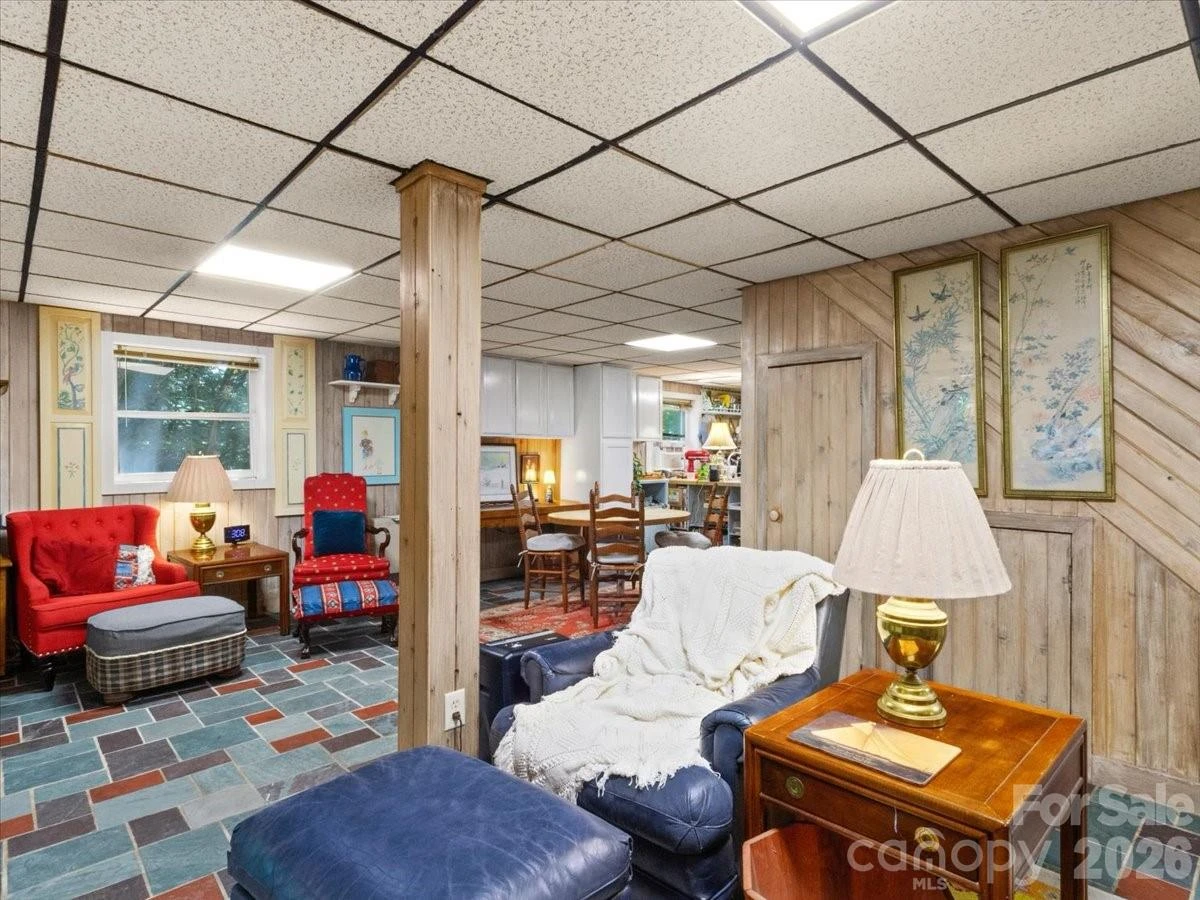 119 Fox Den Road - Photo 16