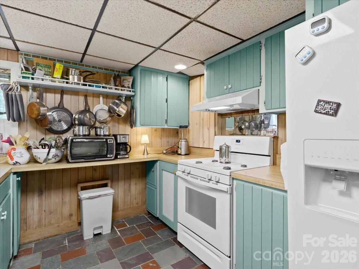 119 Fox Den Road - Photo 19