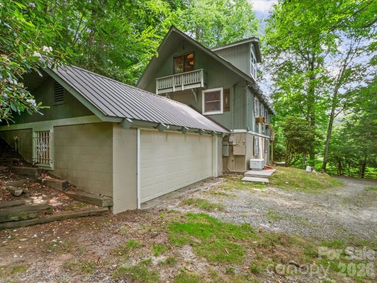 119 Fox Den Road - Photo 3