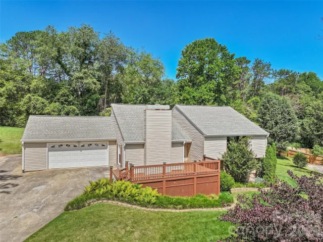 519 Nellie John Drive, Clyde, NC, 28721