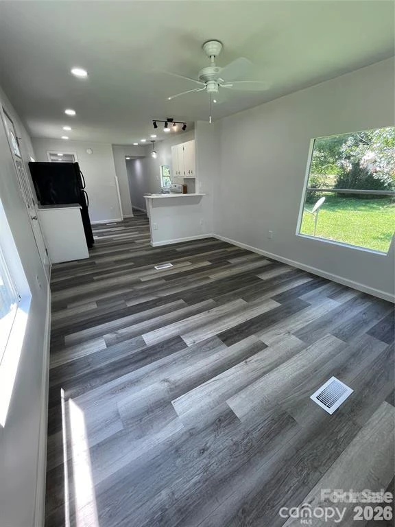 21 E Zeb Vance Street - Photo 4