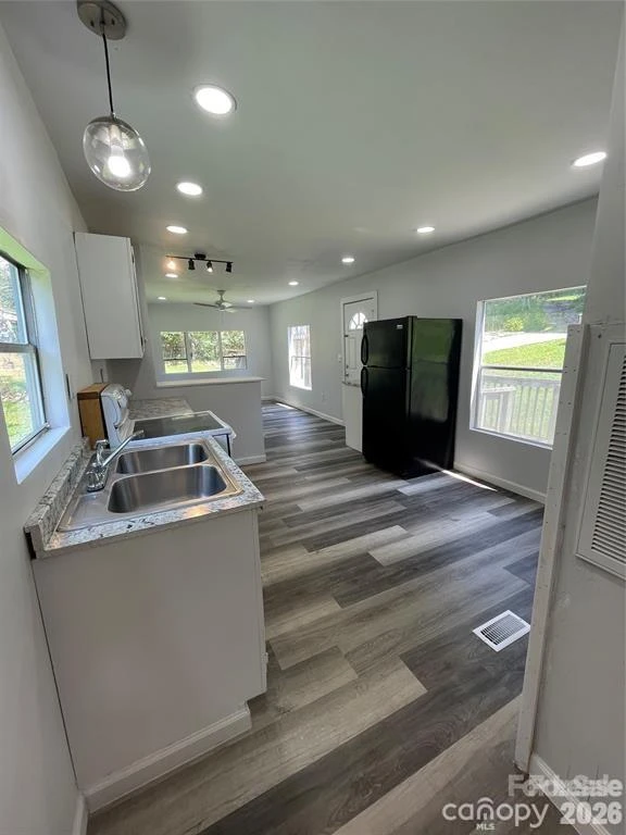 21 E Zeb Vance Street - Photo 8