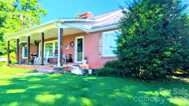 68 Hillside Terrace Drive, Waynesville, NC, 28786