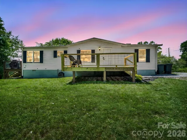 210 Banner Farm Road, Mills River, NC, 28759