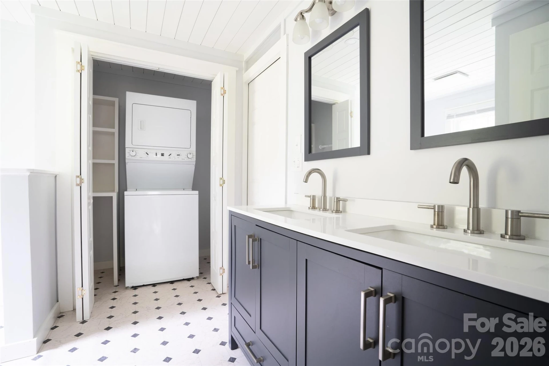 250 Oakdale Street - Photo 23