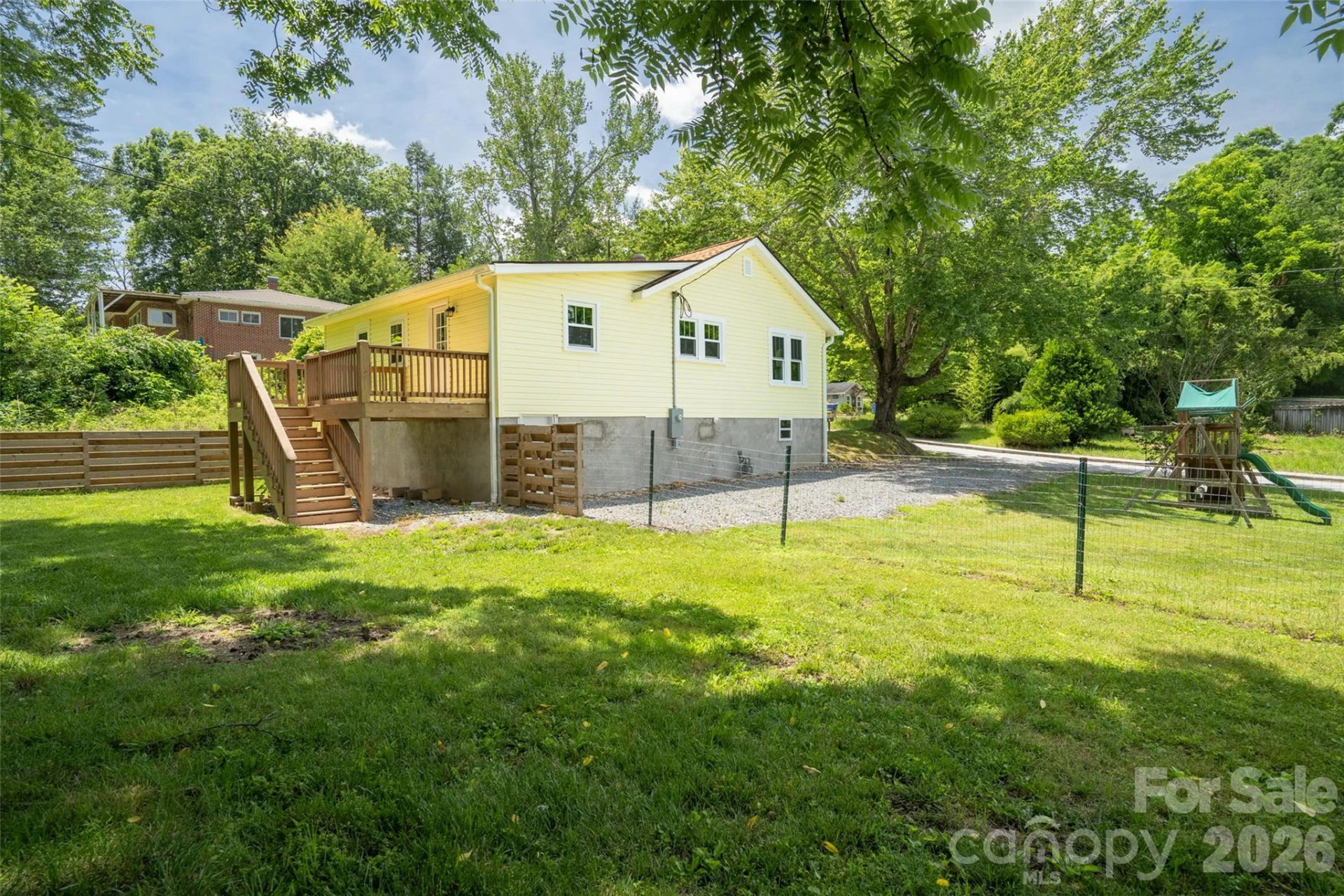 250 Oakdale Street - Photo 31