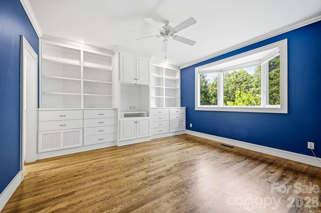 2204 Cumming Woods Lane - Photo 17