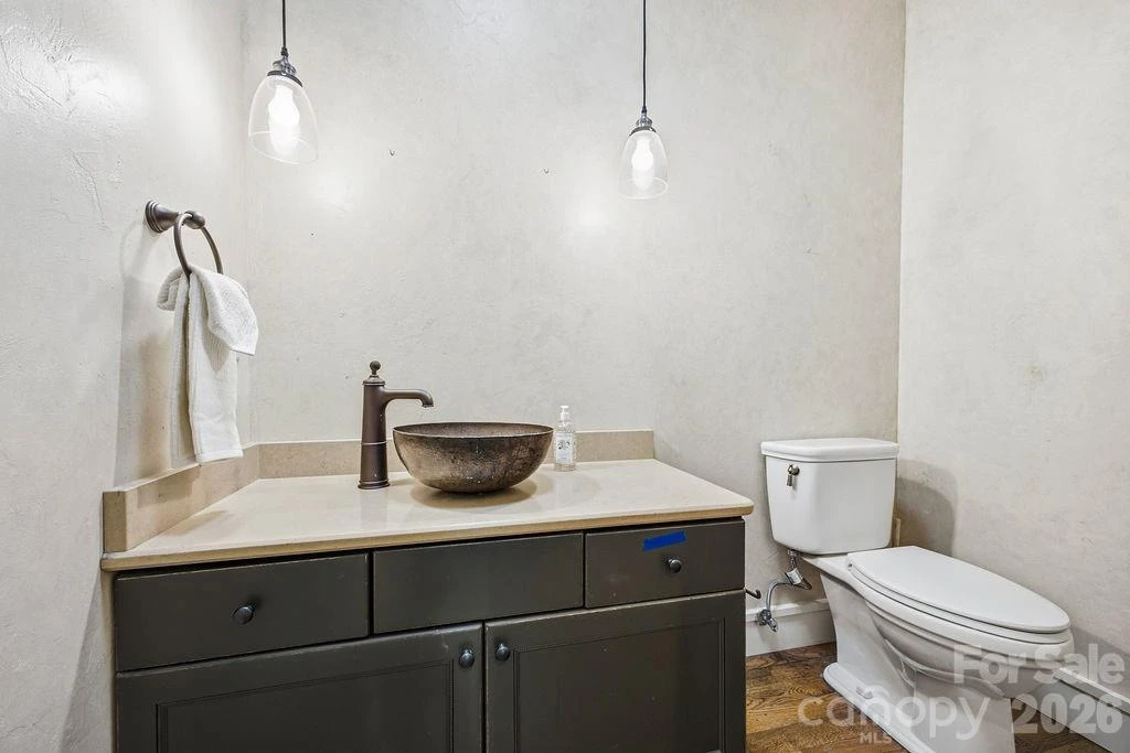 2204 Cumming Woods Lane - Photo 24