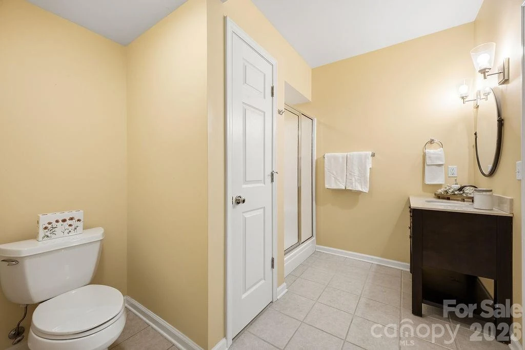 2204 Cumming Woods Lane - Photo 35