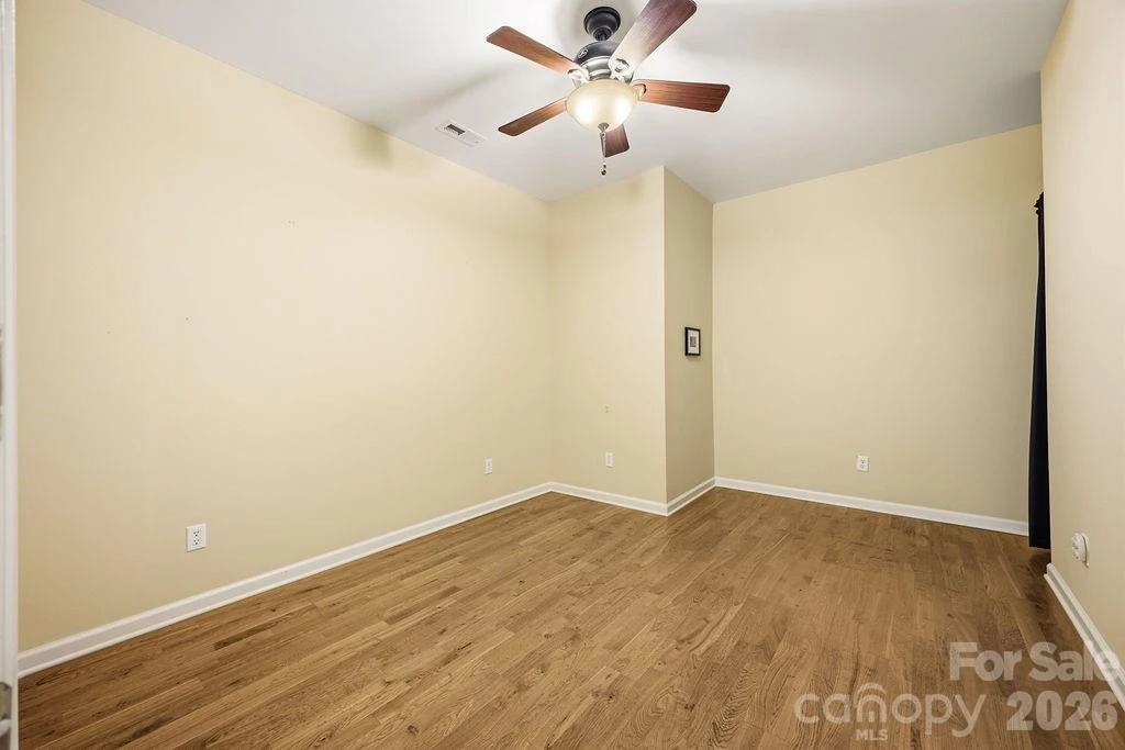 2204 Cumming Woods Lane - Photo 37
