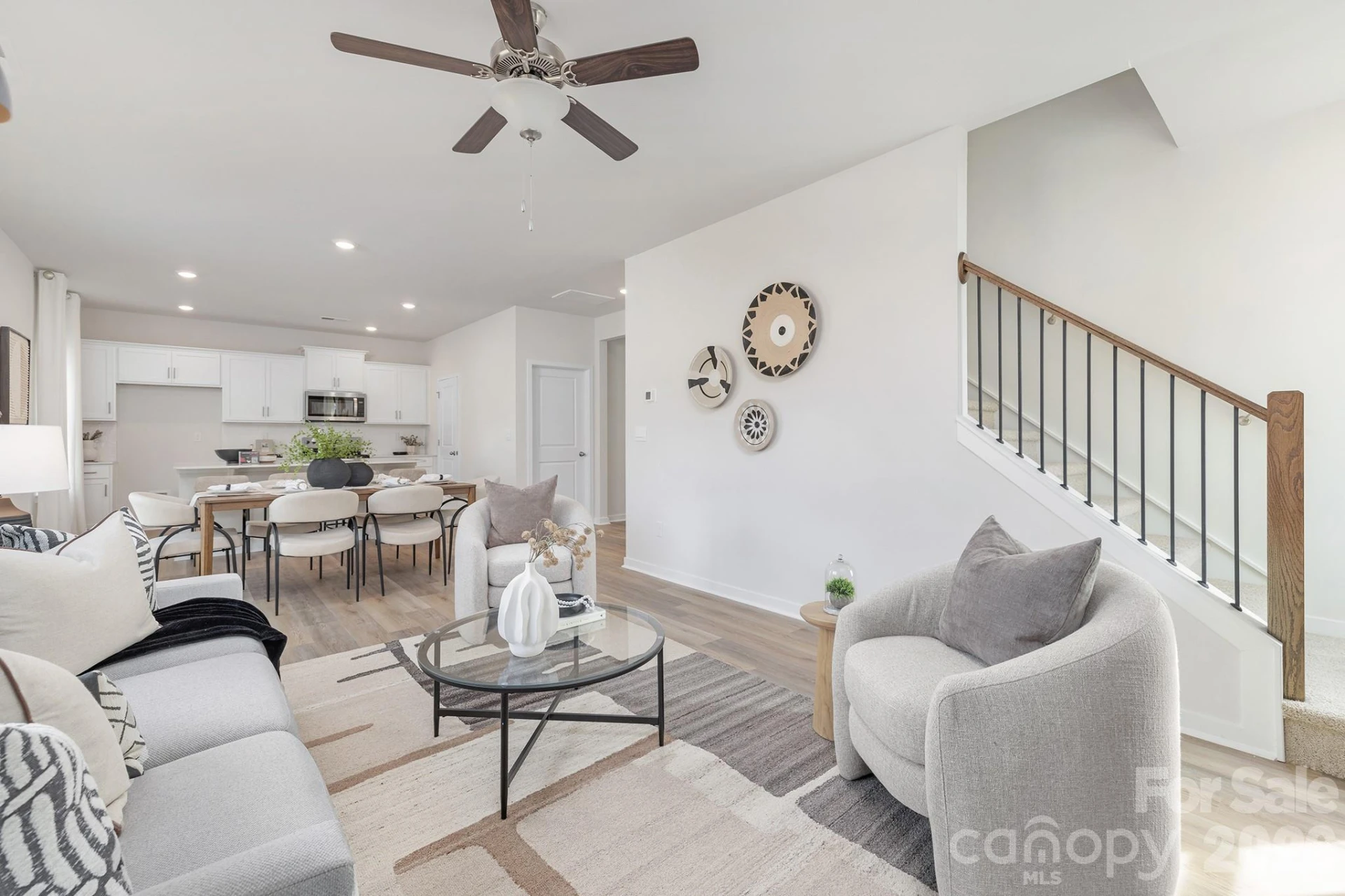839 Adelston Lane - Photo 5