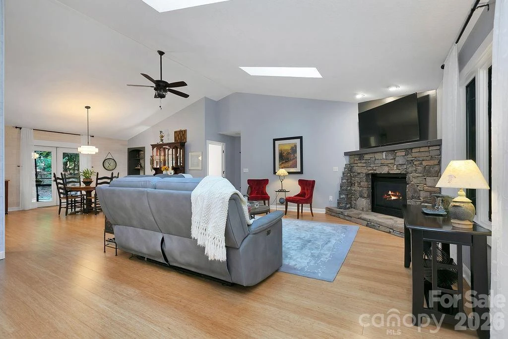 3125 Connestee Trail - Photo 7