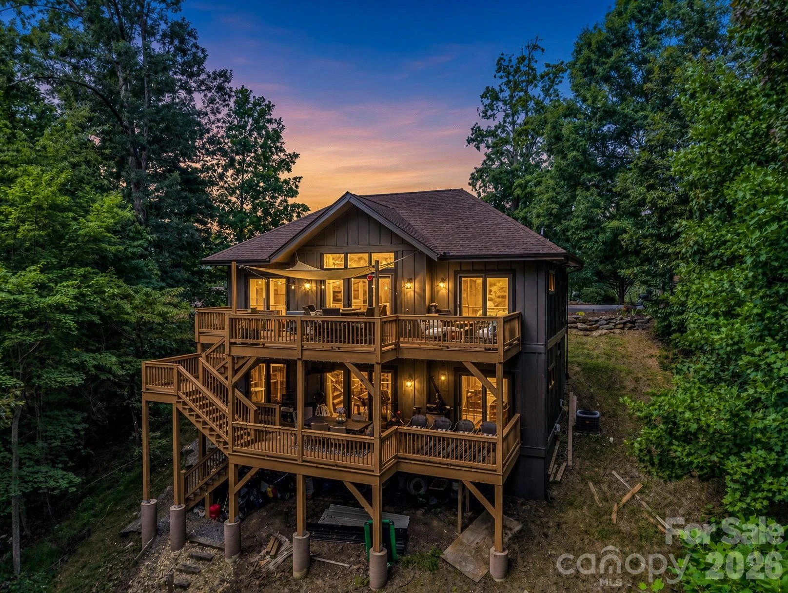 274 Hawks Nest Trail - Photo 2