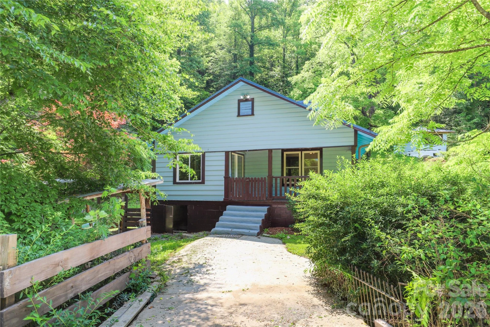 435 Mountain Cove Road
