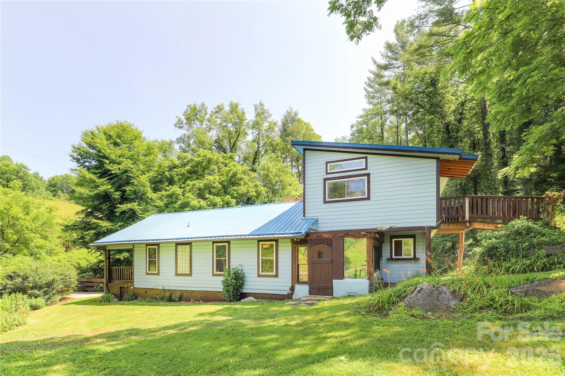 435 Mountain Cove Road - Photo 3