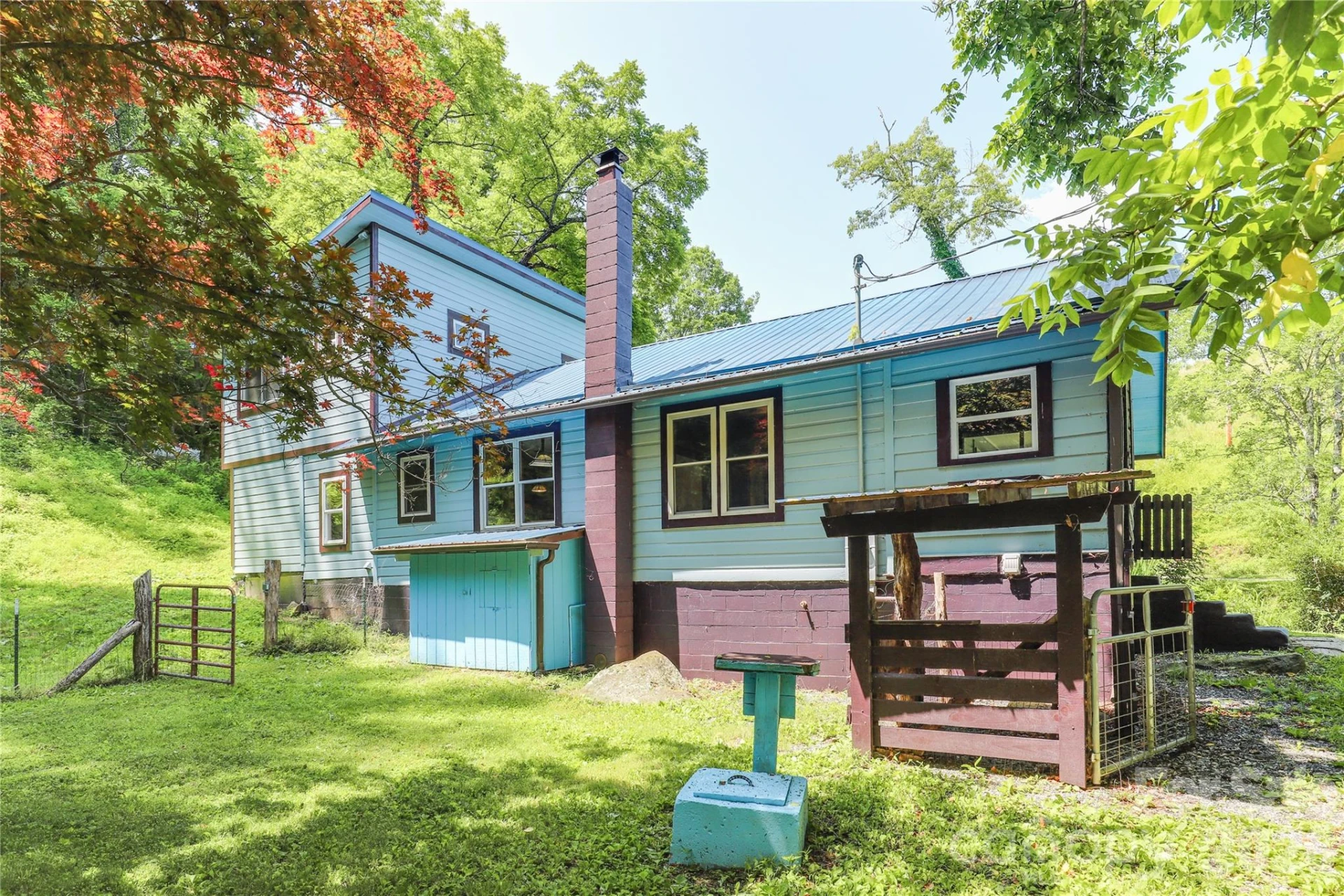 435 Mountain Cove Road - Photo 4