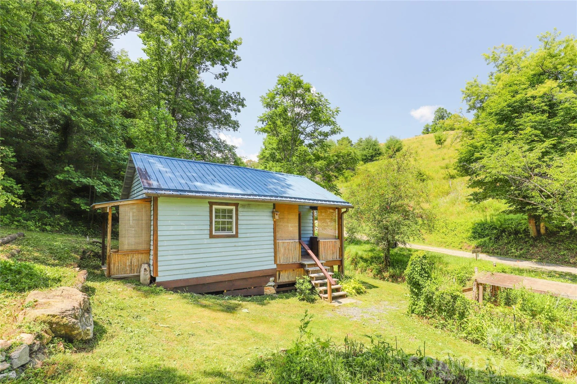 435 Mountain Cove Road - Photo 36