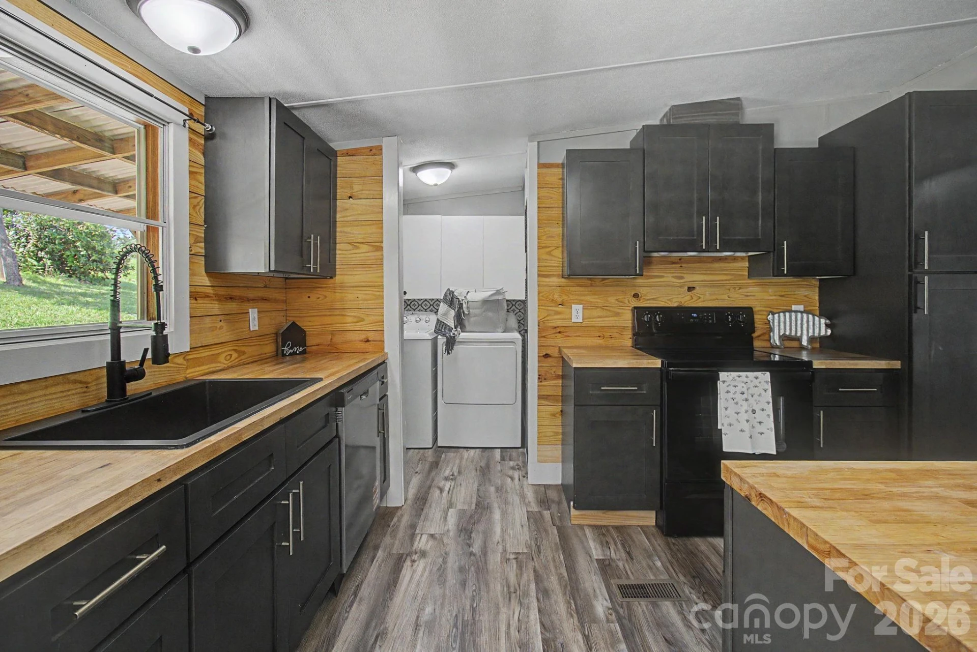 1011 Reed Street - Photo 2