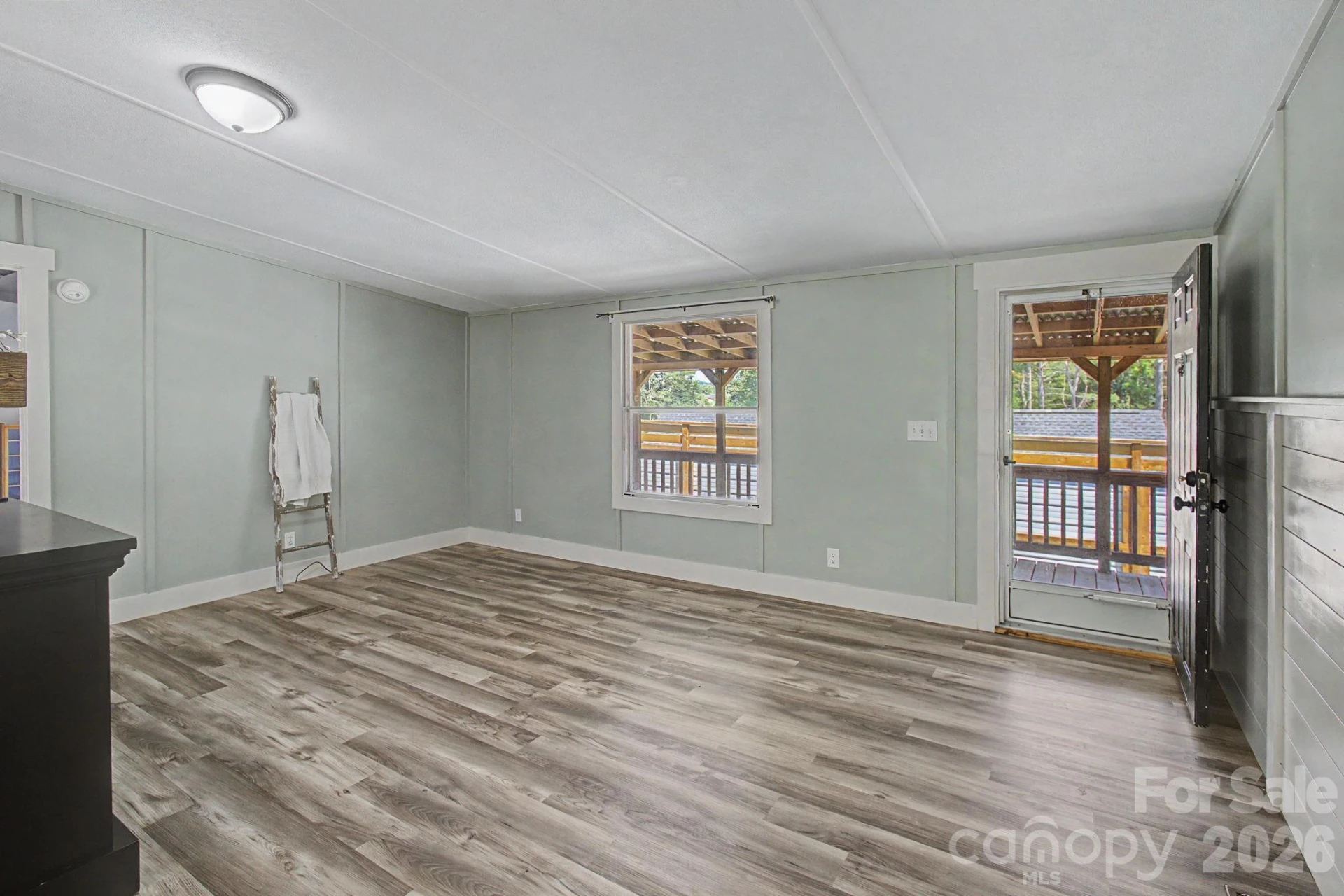 1011 Reed Street - Photo 4