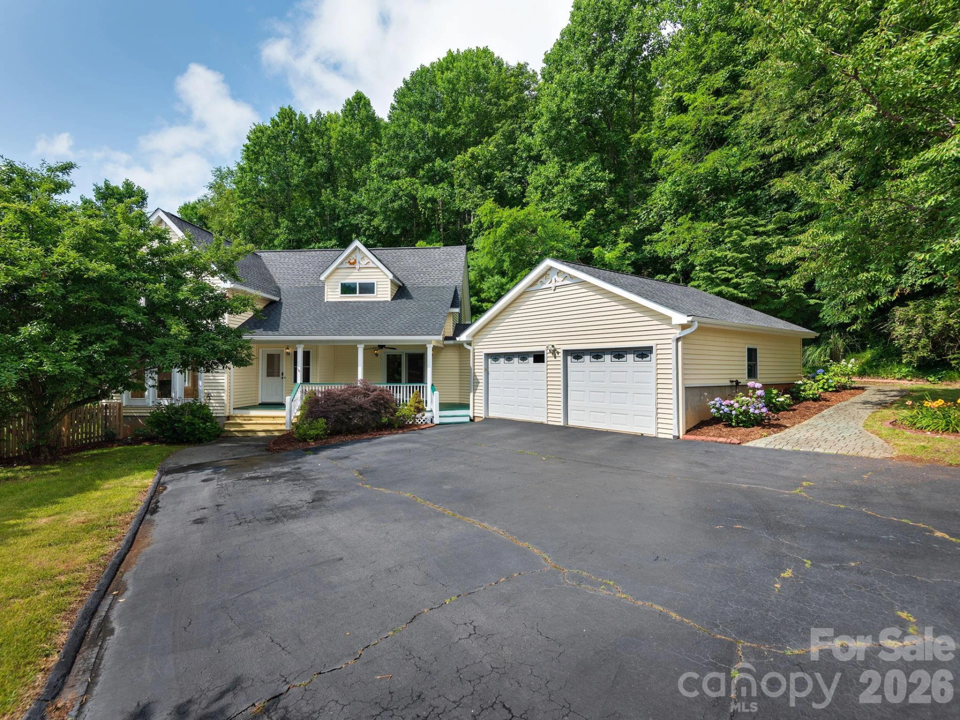 30 Apple Tree Way - Photo 2
