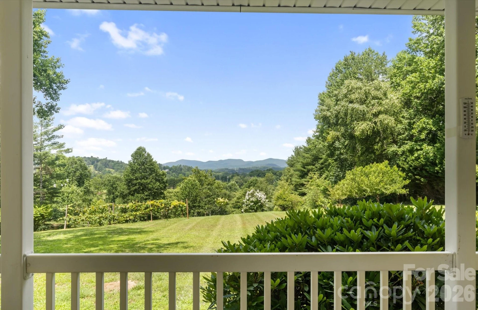 293 Sun Meadow Lane - Photo 4