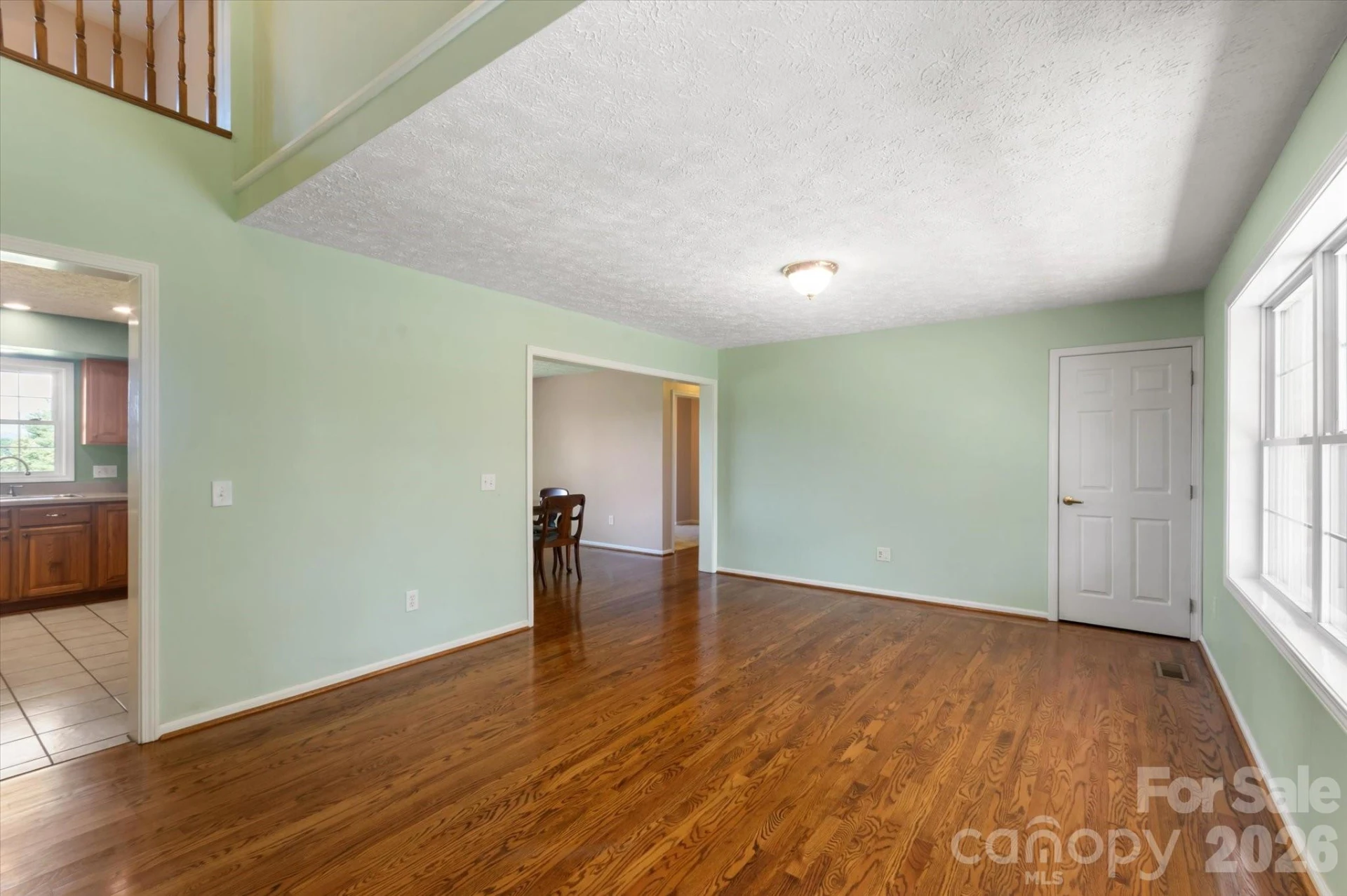 293 Sun Meadow Lane - Photo 5