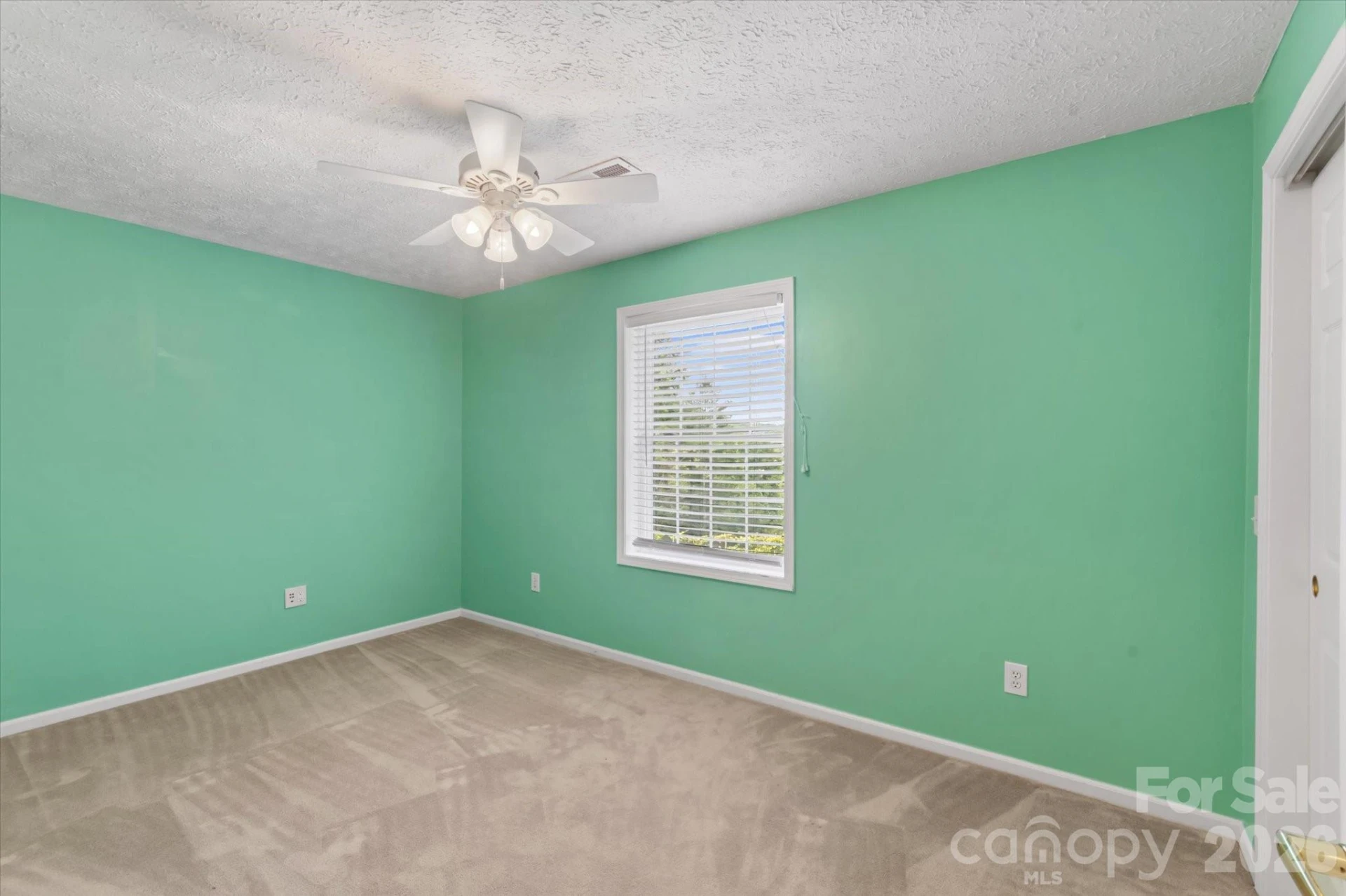 293 Sun Meadow Lane - Photo 33