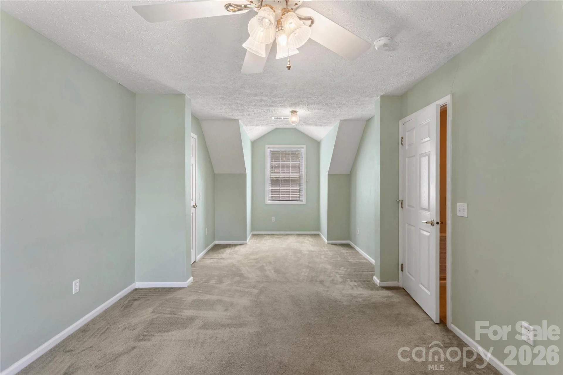 293 Sun Meadow Lane - Photo 36