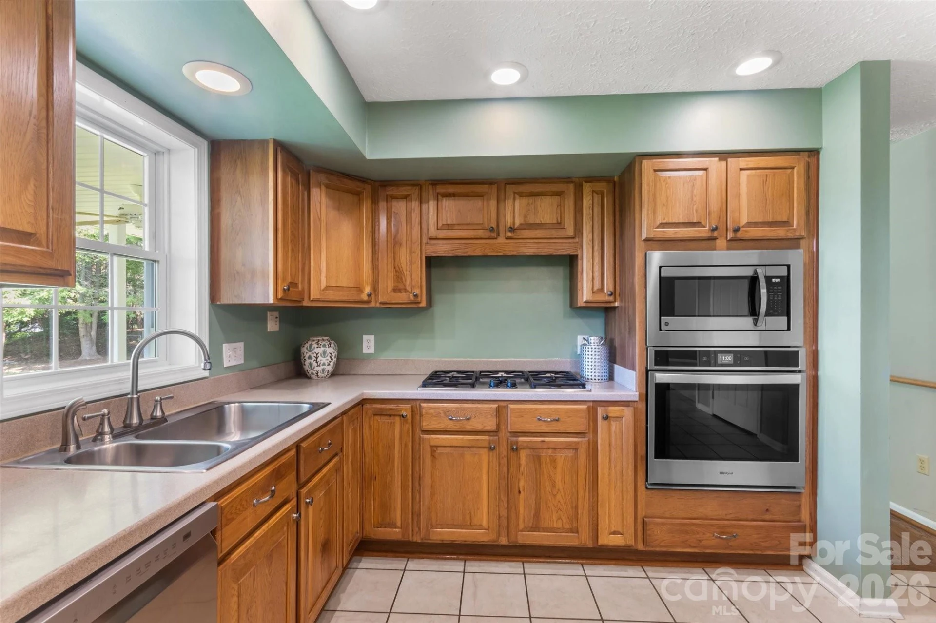 293 Sun Meadow Lane - Photo 11