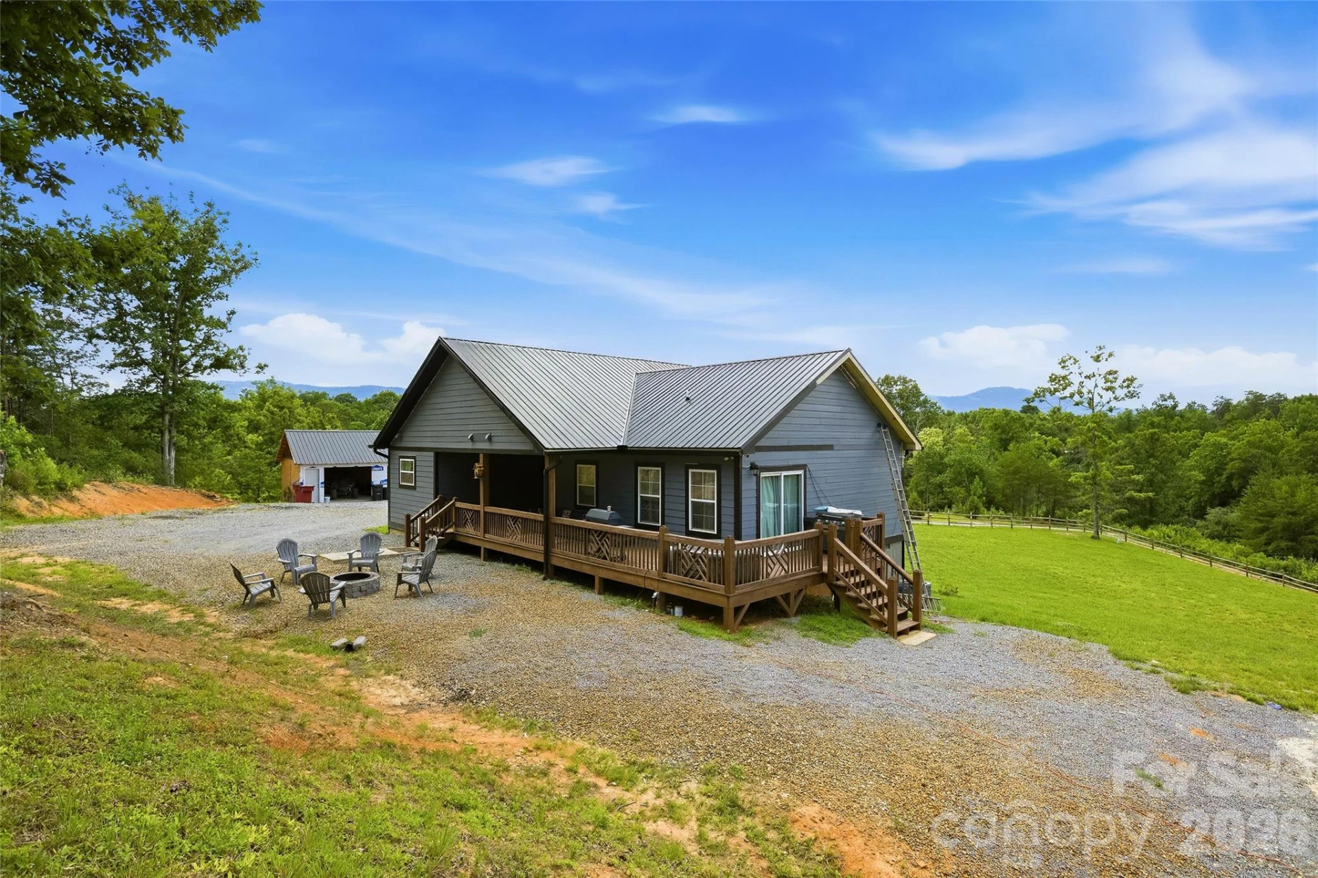 301 McGinnis Drive - Photo 2